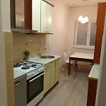 Premium Square スコピエ