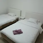 Premium Square *
