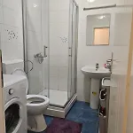 Premium Square スコピエ