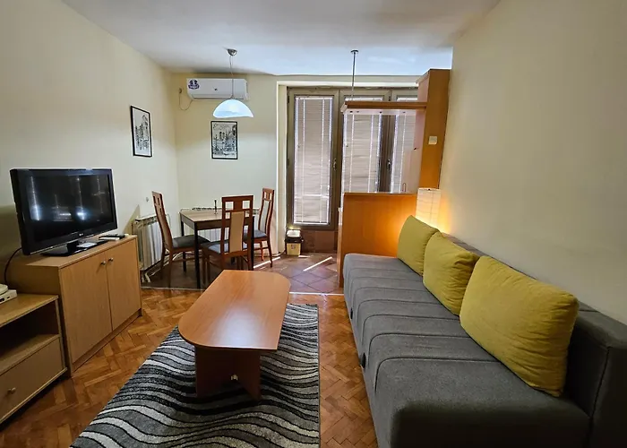 Premium Square Апартаменти Скоп'є