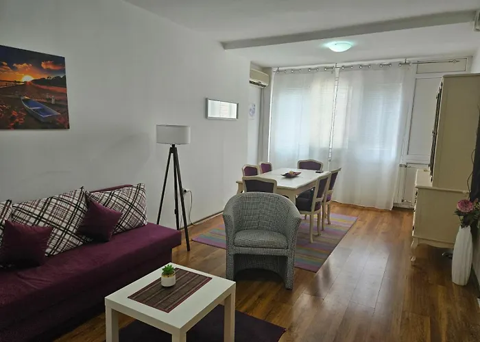 Premium Square * Skopje